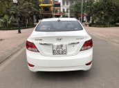 Bán Hyundai Accent 2012, màu trắng, nhập khẩu