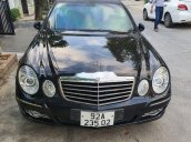 Cần bán Mercedes E200 đời 2007, màu đen số tự động, 345tr