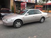 Cần bán lại xe Toyota Camry sản xuất 2000, hàng hiếm, xe đẹp chạy bền theo năm tháng