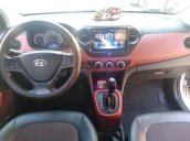 Bán Hyundai Grand i10 sản xuất năm 2015, màu bạc, xe nhập khẩu, bản đủ