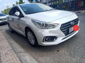 Bán xe Hyundai Accent đời 2019, màu trắng chính chủ, giá chỉ 499 triệu