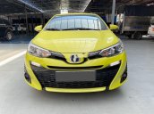 Cần bán gấp Toyota Yaris năm 2019, màu vàng, xe nhập 