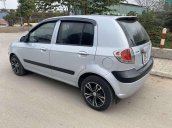 Cần bán Hyundai Getz năm 2010, màu bạc