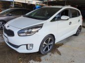 Cần bán lại xe Kia Rondo đời 2016, màu trắng