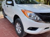 Bán gấp ô tô Mazda BT 50 sản xuất 2017, màu trắng, giá mềm