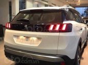 Peugeot 3008 đồng hành cùng khách hàng vượt qua đại dịch giảm sốc 120 triệu - phiếu quà tặng đặc biệt