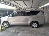 Cần bán Toyota Innova sản xuất 2018, màu bạc, giá 615tr