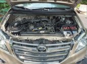 Cần bán gấp Toyota Innova 2015, màu vàng, giá 405tr