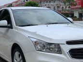 Cần bán Chevrolet Cruze năm sản xuất 2016, màu trắng còn mới, giá tốt