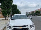 Cần bán Chevrolet Cruze năm sản xuất 2016, màu trắng còn mới, giá tốt