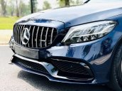 Cần bán xe Mercedes C200 đời 2019, màu đen