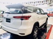 Cần bán Toyota Fortuner đời 2021, màu trắng, giá 995tr