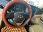 Cần bán gấp Toyota Vios năm 2019, giá thấp