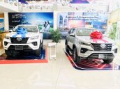 Cần bán Toyota Fortuner đời 2021, màu trắng, giá 995tr