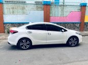 Bán xe Kia Cerato sản xuất năm 2018, màu trắng còn mới