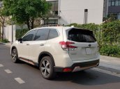 Cần bán lại xe Subaru Forester sản xuất năm 2019, màu trắng, xe nhập