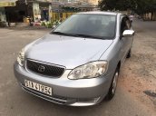 Cần bán Toyota Corolla đời 2002, màu bạc 