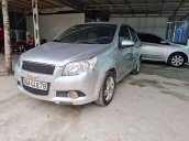 Cần bán xe Chevrolet Aveo năm 2013, màu bạc