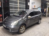 Cần bán lại xe Nissan Livina sản xuất năm 2011, màu xám