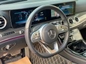 Cần bán xe Mercedes E300 AMG sản xuất 2019, giá thấp