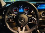 Cần bán xe Mercedes-Benz GLC sx năm 2020, màu Đỏ giá chỉ 1 tỷ 795 triệu đồng