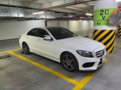 Cần bán Mercedes C300 AMG đời cuối 2016, màu trắng, giá bay nhanh