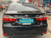 Bán Toyota Camry 2016, màu đen, bank 70% giá trị xe