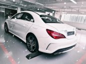 Bán Mercedes CLA250 AMG, màu trắng, nhập khẩu chính hãng, 50 km