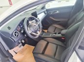 Bán Mercedes CLA250 AMG, màu trắng, nhập khẩu chính hãng, 50 km