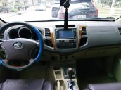 Bán Toyota Fortuner 2.7V năm sản xuất 2011, màu bạc