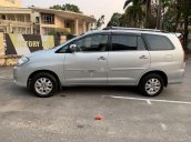 Cần bán xe Toyota Innova đời 2010, màu bạc, giá tốt