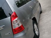 Cần bán lại xe Toyota Innova sản xuất 2012, màu bạc 