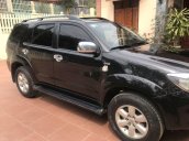 Bán ô tô Toyota Fortuner năm sản xuất 2011, màu đen 