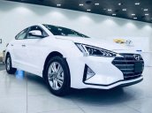 Bán Hyundai Elantra đời 2021, màu trắng