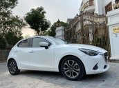 Bán Mazda 2 đời 2016, màu trắng, nhập khẩu, giá tốt