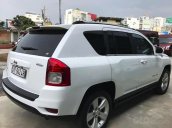 Cần bán xe Jeep Compass 2.4 AT sản xuất 2011, màu trắng, nhập khẩu