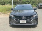 Bán Toyota Camry 2.0G 2019, màu đen, nhập Thái Lan