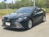 Bán Toyota Camry 2.0G 2019, màu đen, nhập Thái Lan