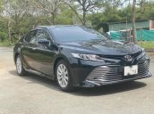 Bán Toyota Camry 2.0G 2019, màu đen, nhập Thái Lan