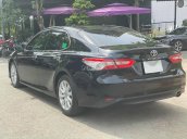 Bán Toyota Camry 2.0G 2019, màu đen, nhập Thái Lan