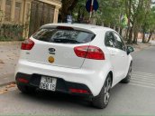 Cần bán nhanh Kia Rio sản xuất 2013, màu trắng, nhập khẩu nguyên chiếc