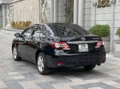 Bán Toyota Corolla Altis năm 2011, màu đen giá bán 475tr, xe chạy được 130000km