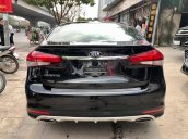 Bán xe Kia Cerato sản xuất 2018, màu đen, giá cả hợp lý