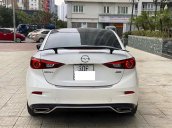 Cần bán Mazda 3 2.0AT năm 2017, màu trắng, giá thấp