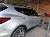 Xe Hyundai Santa Fe sản xuất năm 2017, màu bạc, giá tốt