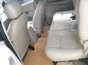 Cần bán lại xe Toyota Innova sản xuất năm 2015