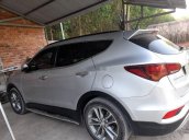 Xe Hyundai Santa Fe sản xuất năm 2017, màu bạc, giá tốt