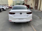 Cần bán xe Mazda 3 năm sản xuất 2020, màu trắng 