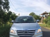 Bán Toyota Innova sản xuất năm 2015, giá thấp