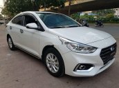 Bán Hyundai Accent đời 2019, màu trắng chính chủ, 452tr